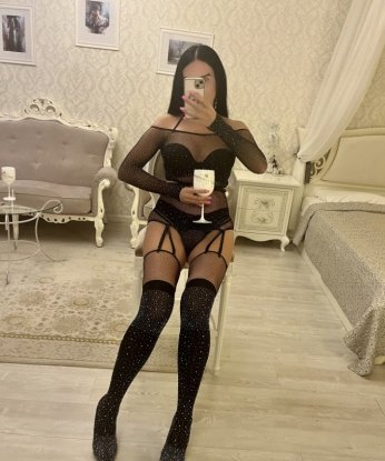💋 Я воплощение наслаждения и раскованности, и готова подарить тебе незабываемые часы удовольствия. 🌟 Мои услуги охватывают все, что ты можешь себе представить - нежный эротический массаж, игры ролей, стриптиз и многое другое. 😍 Я прекрасно знаю, как доставить тебе настоящее наслаждение и удовлетворить все твои желания. 💦 Мои фото настоящие и оставят у тебя только приятные воспоминания. 💫 Позволь себе погрузиться в мир наслаждения и страсти со мной, и ты не пожалеешь о потраченном времени. 🌇 Жду твоего звонка, чтобы сделать наши фантазии реальностью. 🔥⚡️🔞 Жужа